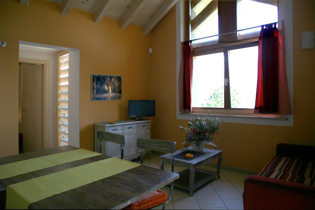 Residence Giglio Comer See Граведона Стая снимка